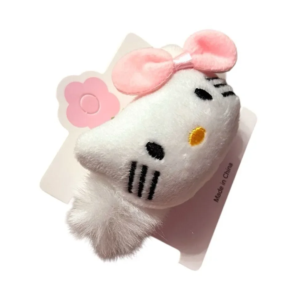 🤯5/$25🤯 White Hello Kitty Furry Hair Scrunchie